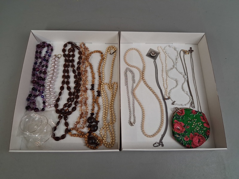 Diverse Bijouterier.