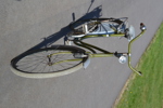 Äldre damcykel. Crescent, renoveringsobjekt, ommålad.