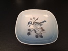 Porslin & glas. Bl.a Royal Copenhagen, Lladro, Skruf m.m.
