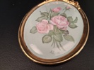 Porslin & glas. Bl.a Royal Copenhagen, Lladro, Skruf m.m.