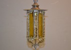 Tak/fönsterlampa. Mässing & glas, 1900-talet.