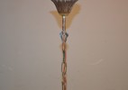 Tak/fönsterlampa. Mässing & glas, 1900-talet.