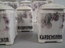 Kryddburkar. Victoria China.