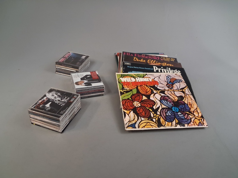 Diverse vinylskivor & CD-Skivor.