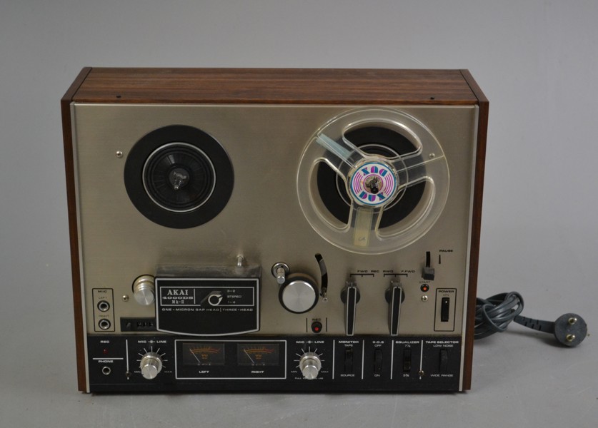 Rullbandsspelare. AKAI 4000DS