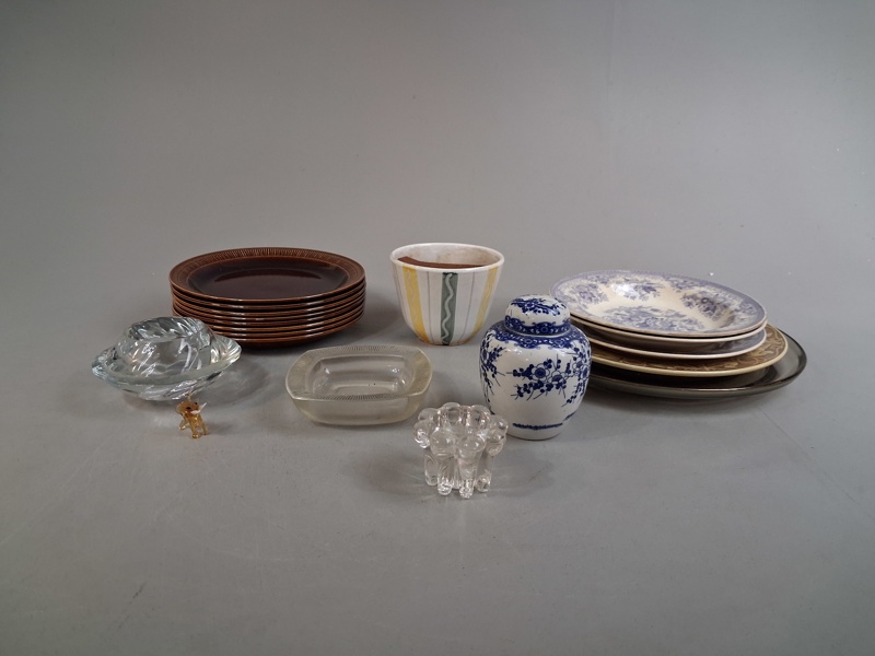 Diverse porslin & glas. Bl.a Koka Brun m.m.