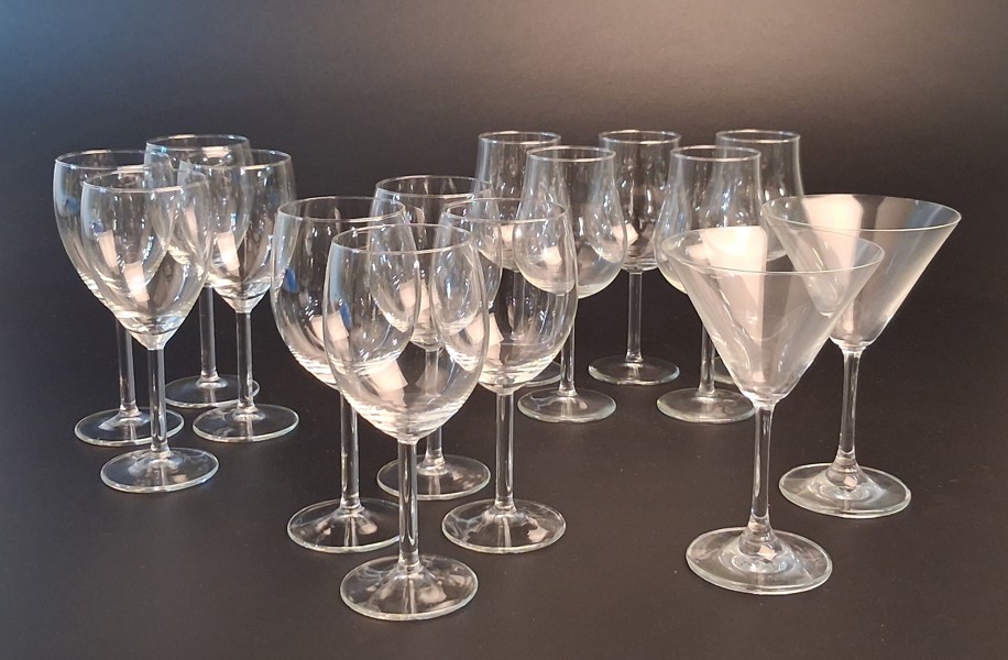 Diverse glas. 4 Olika formar.