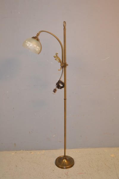 Golvlampa. Konsthantverk AB Tyringe,