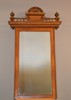 Spegel. Nyrenässans, 1800/1900-talet, utbytt fasettslipat glas.