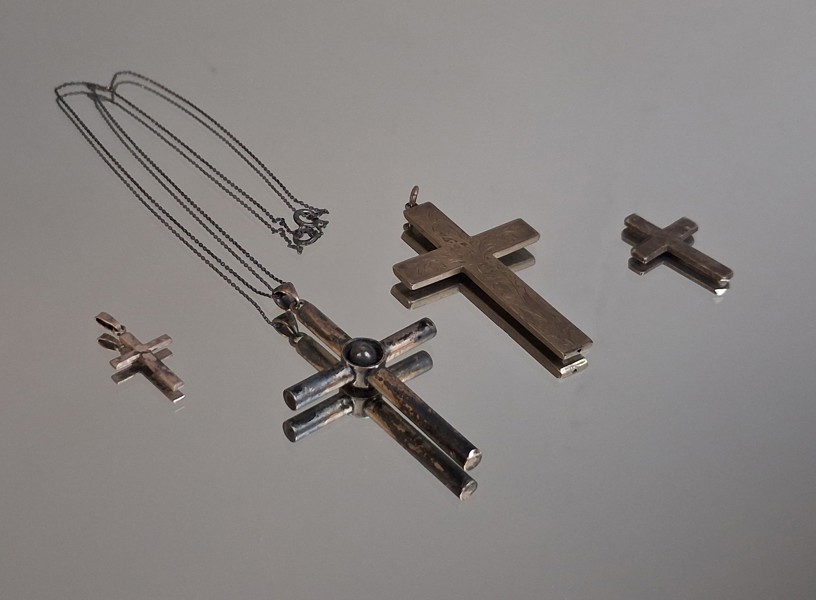 Smyckeskors. Silver, 22gram, Syratestat.