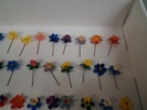 Cirka 80 Majblommor.