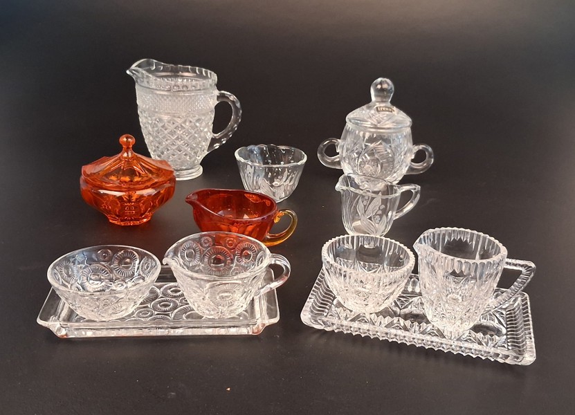 Sockerskålar & gräddkannor, glas. 