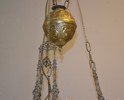 Taklampa. Majolika. 1900-talet.