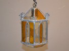 Taklampa. Blyinfattat glas.