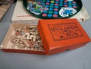 Äldre spel & pussel.