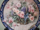 LENE LIU. 9 Samlartallrikar, Porslin. Blomstermotiv.