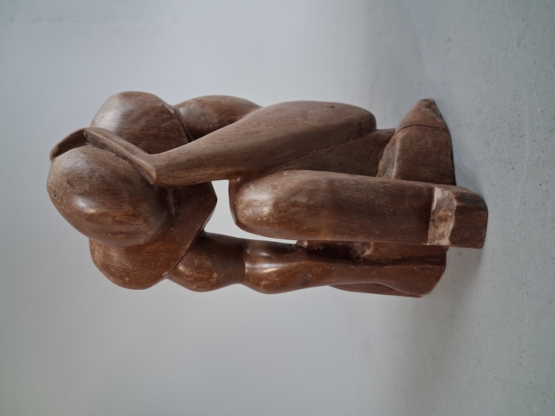 Träskulptur.