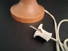 Bordslampa. Märkt E-AND modell 183. Mässing & Teak.
