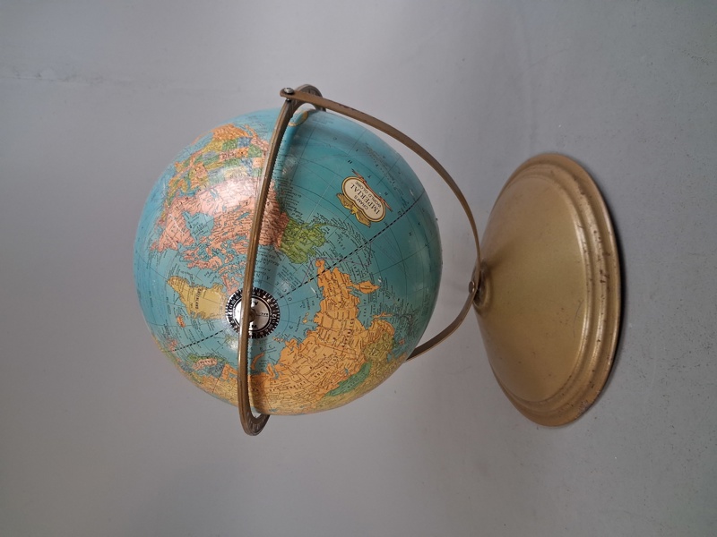 Jordglob. Cram`s  Imperial World Globe.