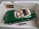 Burago. Samlarbil Porsche 356B Cabriolet (1961), Skala 1/18.