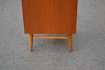 Mindre byrå. Teak, "Sonett", JHM, Tenhult, 1950/60-talet.