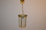 Tak/utelampa. Gulmetall & glas, 1900-talet.