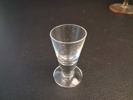 Diverse glas. Bl.a Reijmyre snapsglas Antik.