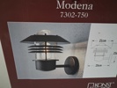Vägglampa/utelampa. "Moderna", Konst smide. Oanvänd.