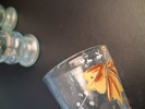 2 Glaskannor med tennlock & 3 glas.