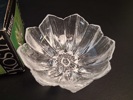 Diverse glas. Kosta, Lydig Waterlily & Kotilasi Linnea.