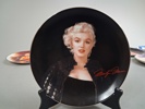 Samlartallrikar. 19st, "Marylin Monroe", Delphi, Bradex, 1990-talet.