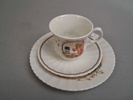Kaffekoppar fat & Assietter. Jul, Fyrklövern. 1977,1979, 1980, 1982,1983 har 3 delar 78 & 81 saknar koppar.