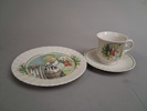 Kaffekoppar fat & Assietter. Jul, Fyrklövern. 1977,1979, 1980, 1982,1983 har 3 delar 78 & 81 saknar koppar.