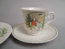Kaffekoppar fat & Assietter. Jul, Fyrklövern. 1977,1979, 1980, 1982,1983 har 3 delar 78 & 81 saknar koppar.
