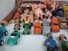 Diverse. Bl.a mindre bilar, Tintin, dockor m.m.