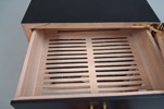 Humidor, Chiani Adorini.