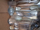 Diverse bestick. Mestadels nysilver.