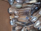 Diverse bestick. Mestadels nysilver.