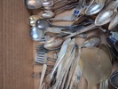 Diverse bestick. Mestadels nysilver.