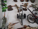 23 Soldater, figurer. Bl.a Elastolin & Britains m.m.