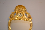 Spegel med konsolbord. Förgyllt trä, rokokostil, 1900-talets mitt.