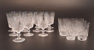 VICKE LINDSTRAND. 12 Vinglas & 11 Selterglas, "Diamant", Kosta.