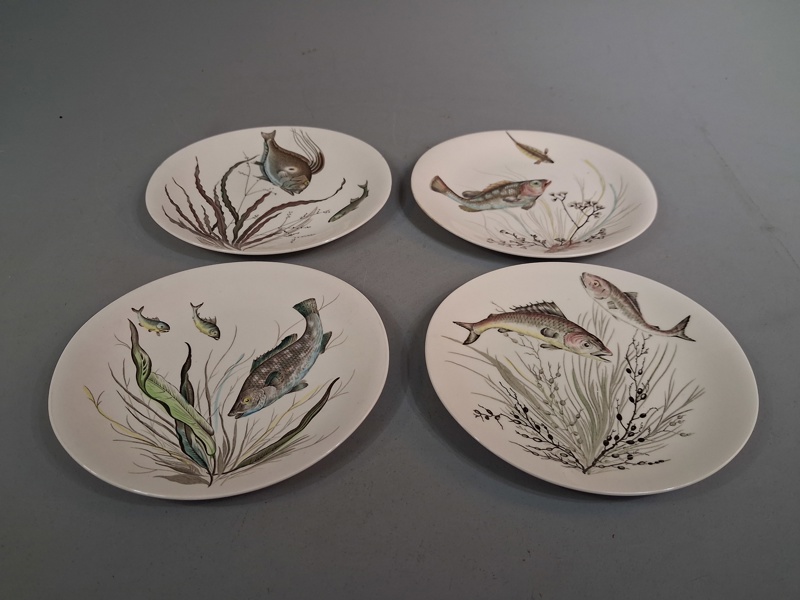 4 Mattallrikar. "Fish". Johnson Bros. Design 2, 3, 4 & 7.