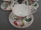 ROY KIRKHAM. 6 Kaffekoppar med fat, "Redout`e Roses", England.