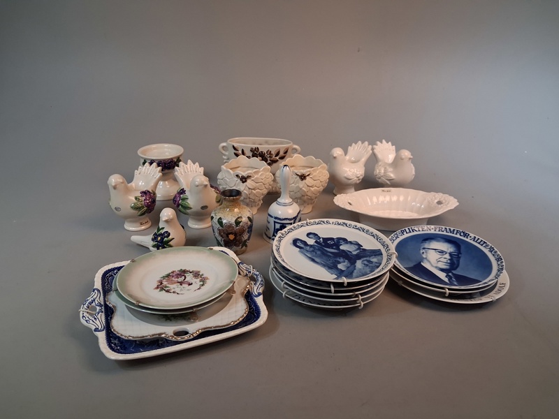 Diverse porslin & keramik. Bl.a Rosa Ljung m.m.