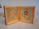 Diverse. Bl.a Nysilver, 2 flaskor i porslin Bell's m.m.