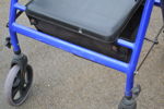 Rollator med sits.