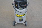 Kompressor. Meec Tools.