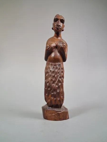 Afrikansk träskulptur.