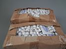 200 förpackningar trä pärlor. Vit målade.